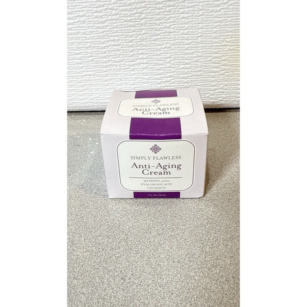 Simply Flawless Anti-Aging Cream Matrixyl 3000, Hyaluronic Acid, Lavandox 30ML